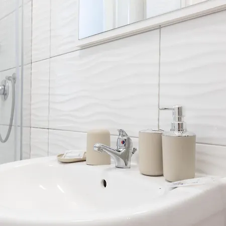 ゲストハウス Leonardo Da Vinci 3*