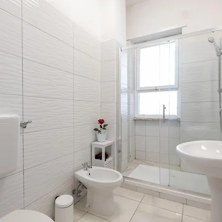 ゲストハウス Leonardo Da Vinci 3*